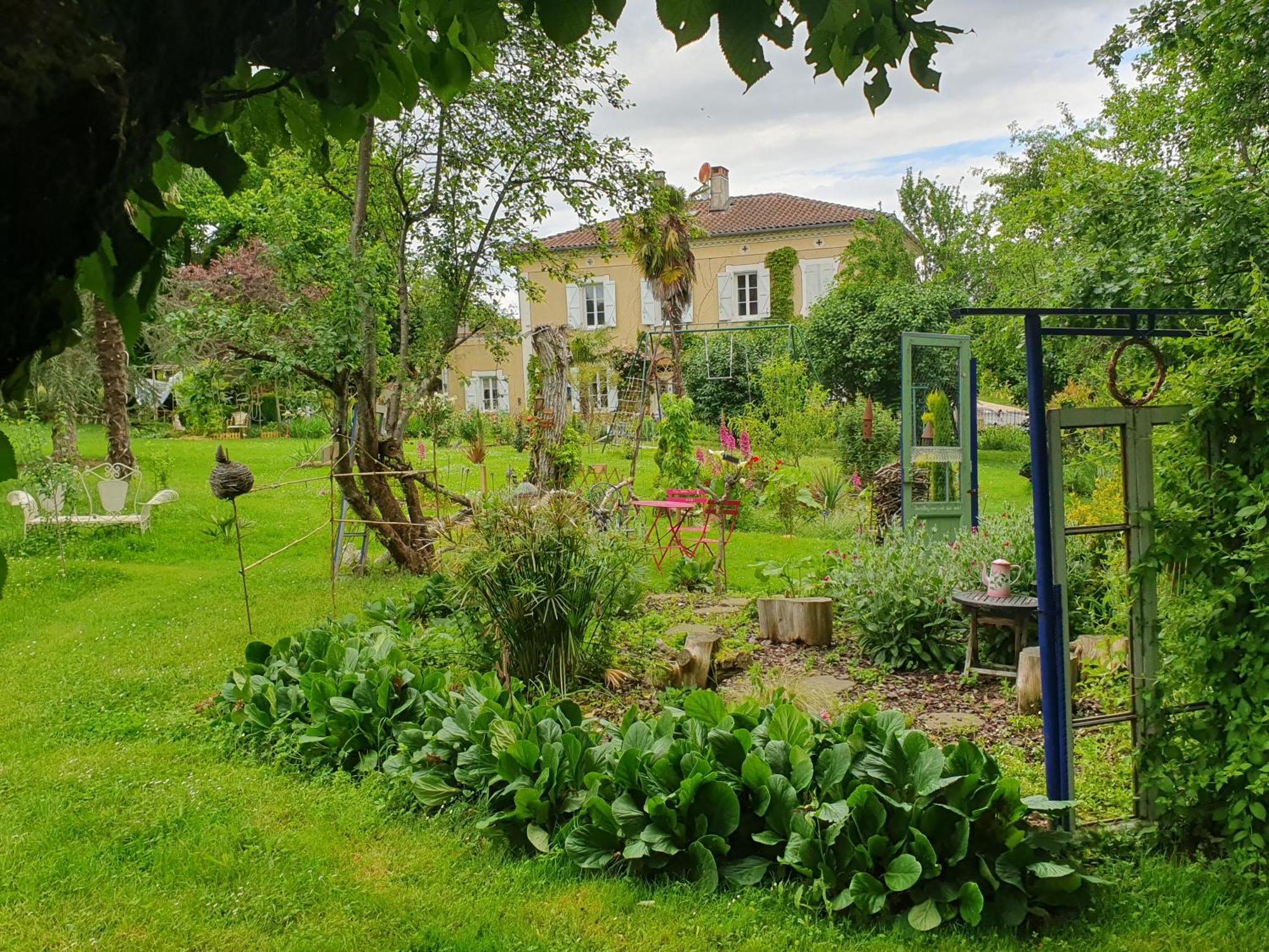 Pause Campagne - Chambres D'Hotes Pouy-de-Touges Buitenkant foto